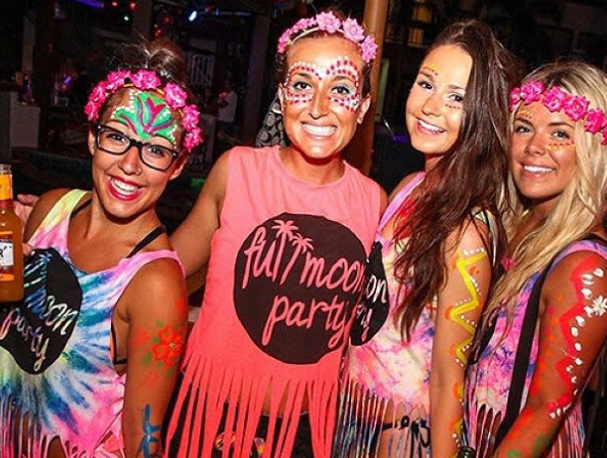 full moon party clubbers